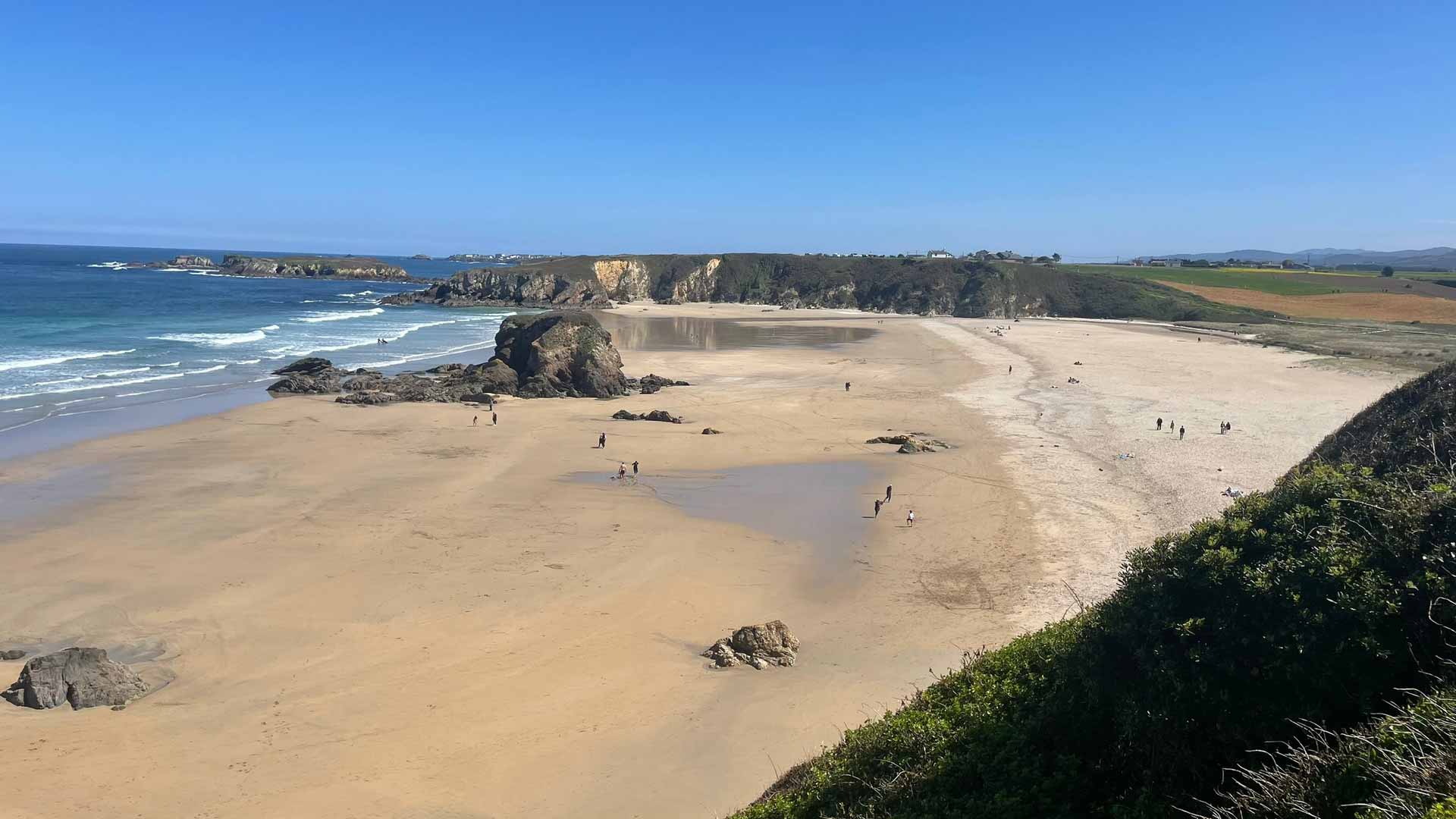 在里瓦德奥海滩前的最后一眼海滩景色